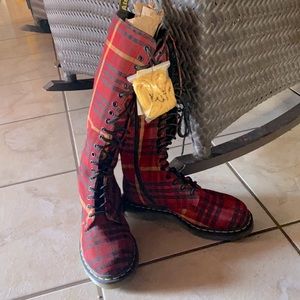 Dr marten boots